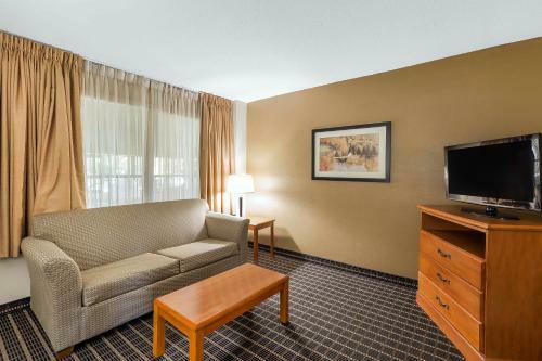 Hotel *quality Inn & Suites River Suites*