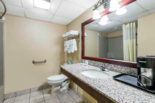 Hotel *quality Inn & Suites River Suites*