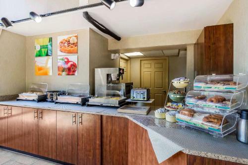 Hotel *quality Inn & Suites River Suites*