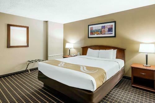 Hotel *quality Inn & Suites River Suites*