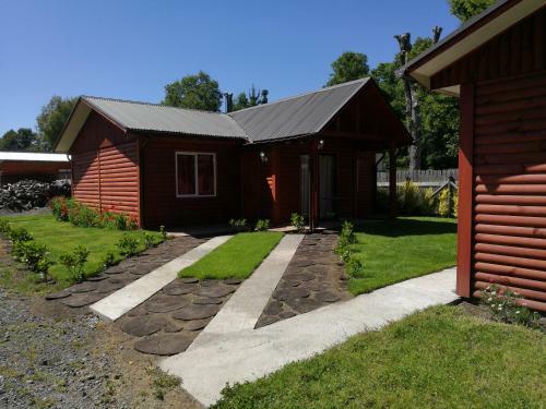 Caba�as Troncos De Pucon