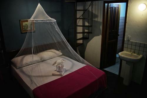 Hostal Residencial Praia Brava Pousada