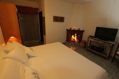 Hostal Pousada Morada Das Nuvens