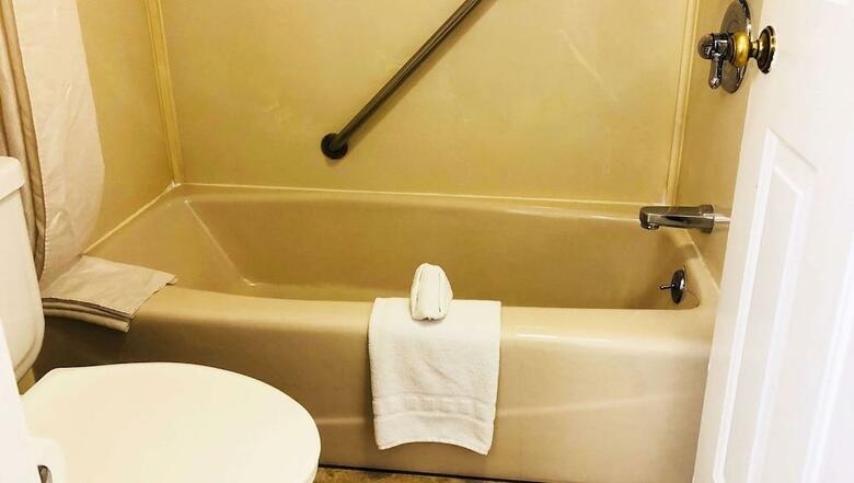 Dynasty Suites Hotel