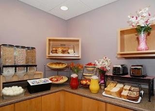 Clarion Highlander Hotel And Conference Center