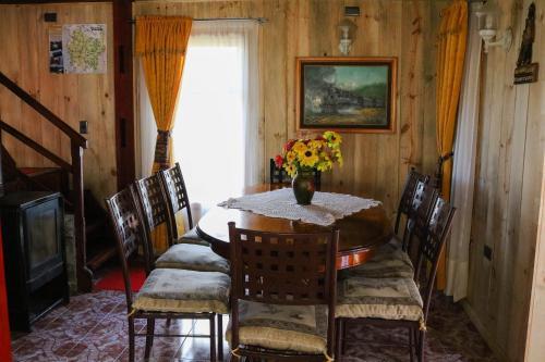 Hostal Caba�as Los Tilos
