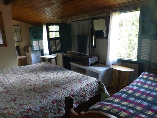 Pouso Das Glic�nias - B&B
