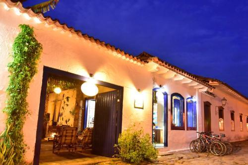 Hostal Pousada Jardim Dos Oliveiras