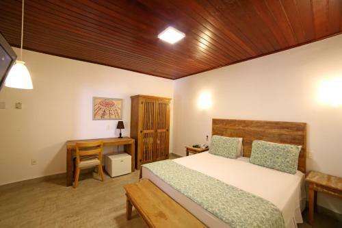 Coconut's Maresias Hotel