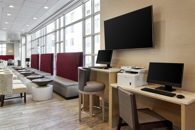 Doubletree Hotel Richmond Airport