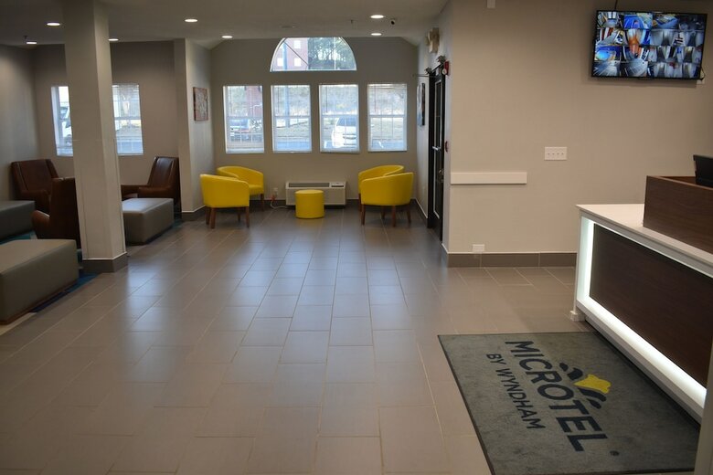 Hotel Microtel Inn & Suites Eagles Landing