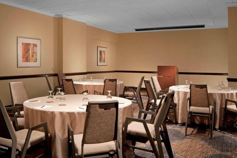 Hotel Holiday Inn Stamford Downtown