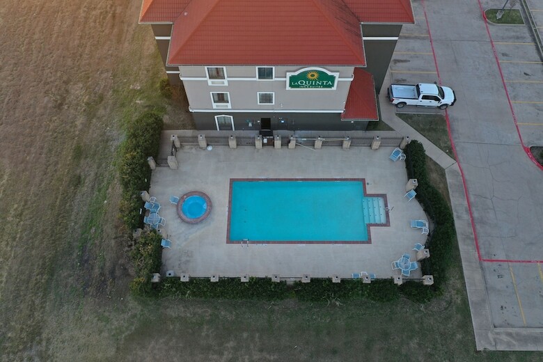 Hotel La Quinta Inn & Suites Alvarado