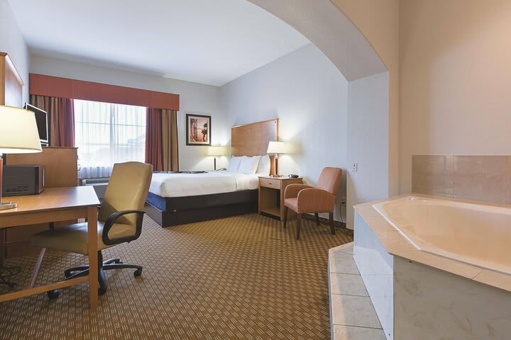 Hotel La Quinta Inn & Suites Alvarado