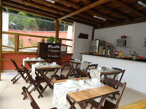 Hostal Pousada Swell Das Toninhas