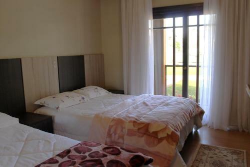 Hostal Residencial Aconchego Do Lago