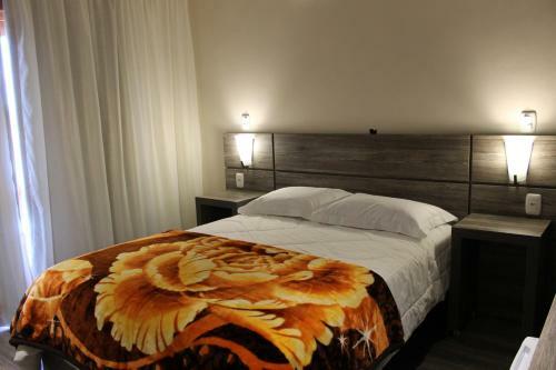 Hostal Residencial Aconchego Do Lago