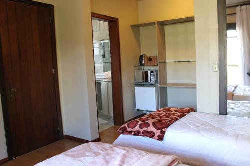 Hostal Residencial Aconchego Do Lago