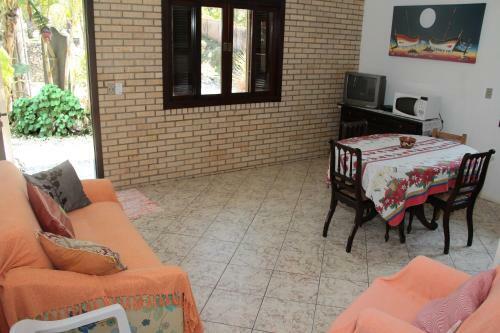 Hostal Residencial Aracu�