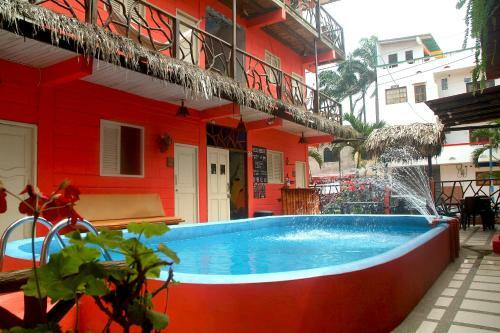 Albergue Arrecife Monta�ita Hostal