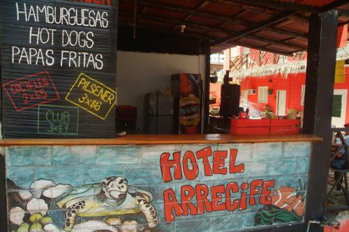 Albergue Arrecife Monta�ita Hostal