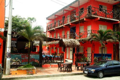 Albergue Arrecife Monta�ita Hostal