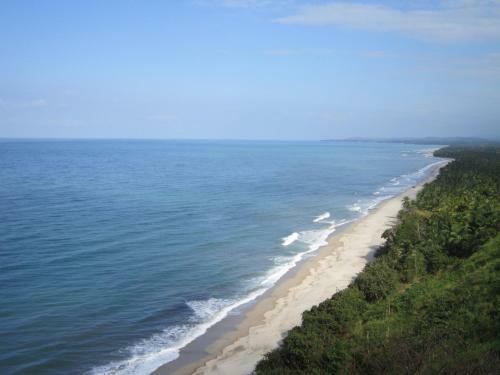Playa La Roca Ecohotel