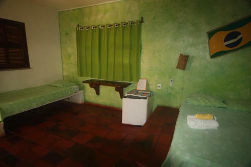 Hostal Pousada Canoa Beach
