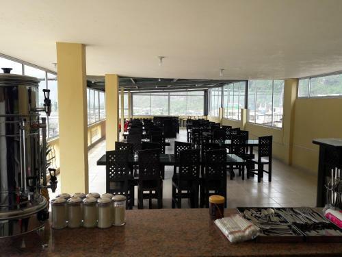 Hotel Ana�s