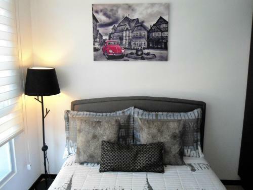 Central Apartments (plaza Foch)