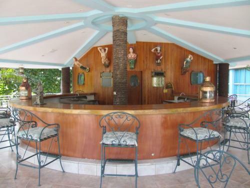 Apartamento Penthouse De Lujo. Carabelas De Col�n