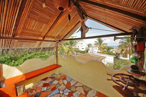 Hostal Lonesome George Ecolodge