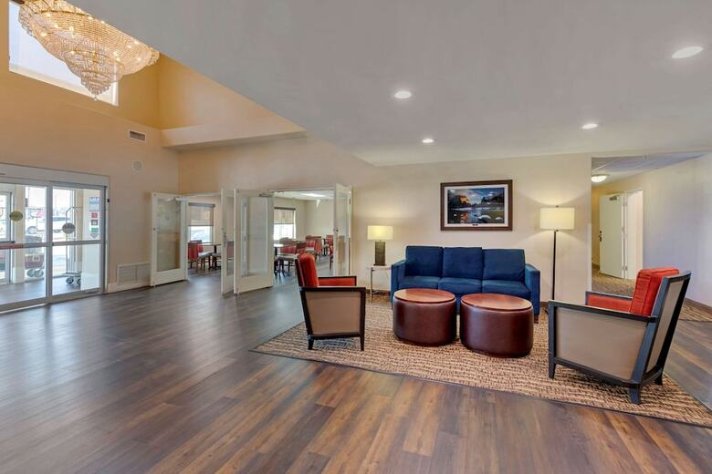 Hotel Comfort Suites