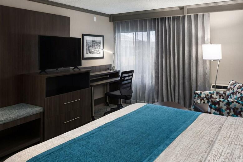 Best Western Plus Ramkota Hotel