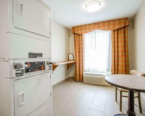 Hotel Holiday Inn Poplar Bluff