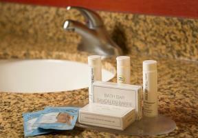Hotel Courtyard By Marriott Waldorf