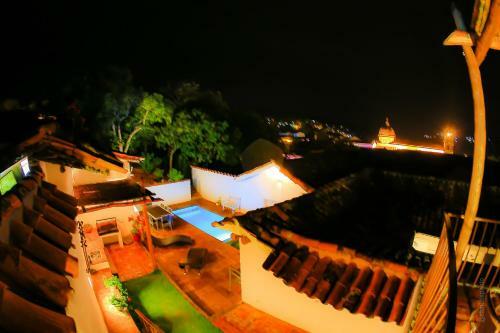 Hostal Puerta Blanca