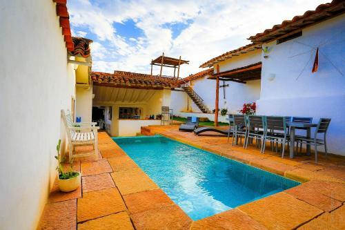 Hostal Puerta Blanca