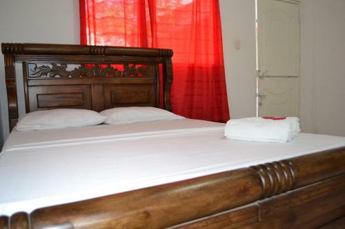 Bed & Breakfast Magic House