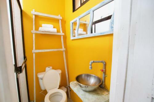Hostal Habitaestudios - House Extension