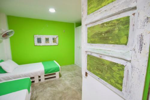 Hostal Habitaestudios - House Extension