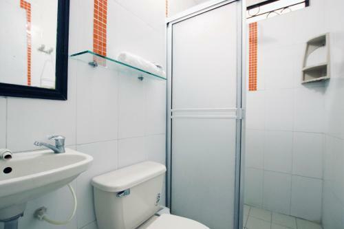 Hostal Habitaestudios - House Extension
