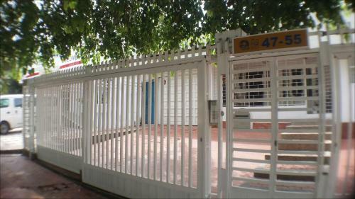 Hostal Habitaestudios - House Extension