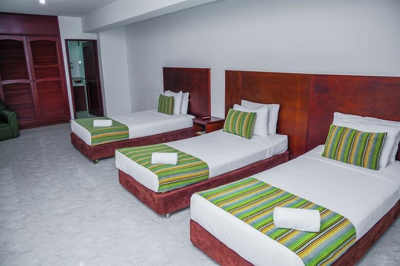 Hotel Granada Real