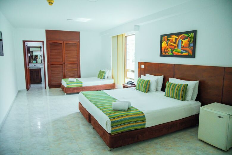 Hotel Granada Real