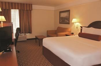 Hotel La Quinta Inn & Suites Fredericksburg