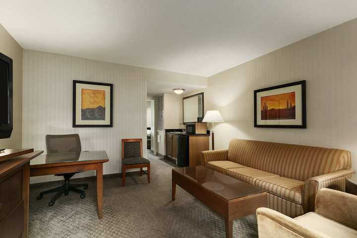 Hotel Embassy Suites Dulles - North/loudoun
