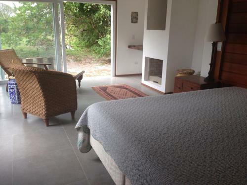 Hostal Casa Da Ilha Do Mel - Pousada De Charme