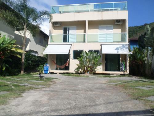Hostal Residencial Cambury�