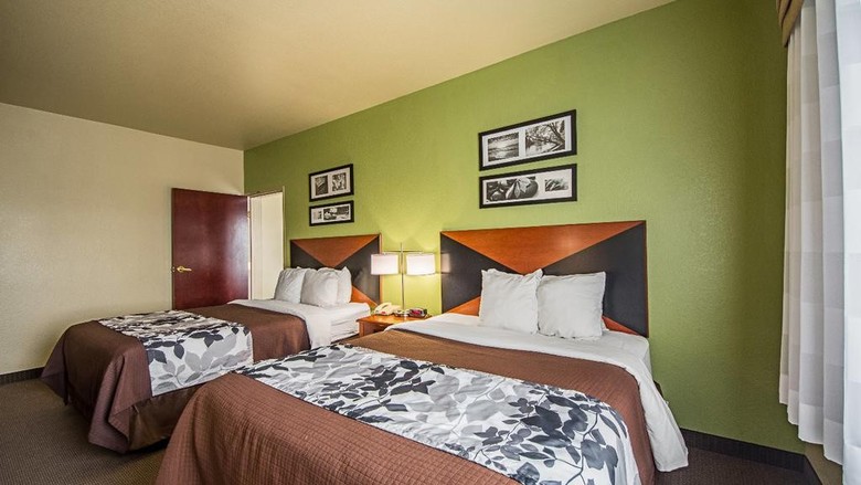 Hotel Sleep Inn & Suites